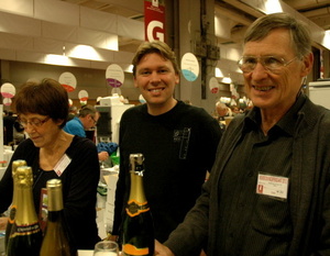 Cave Poulet et Fils - M et Mme Alain Poulet et leur fils Emmanuel.